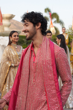 BEGUM PINK KURTA AND STOLE