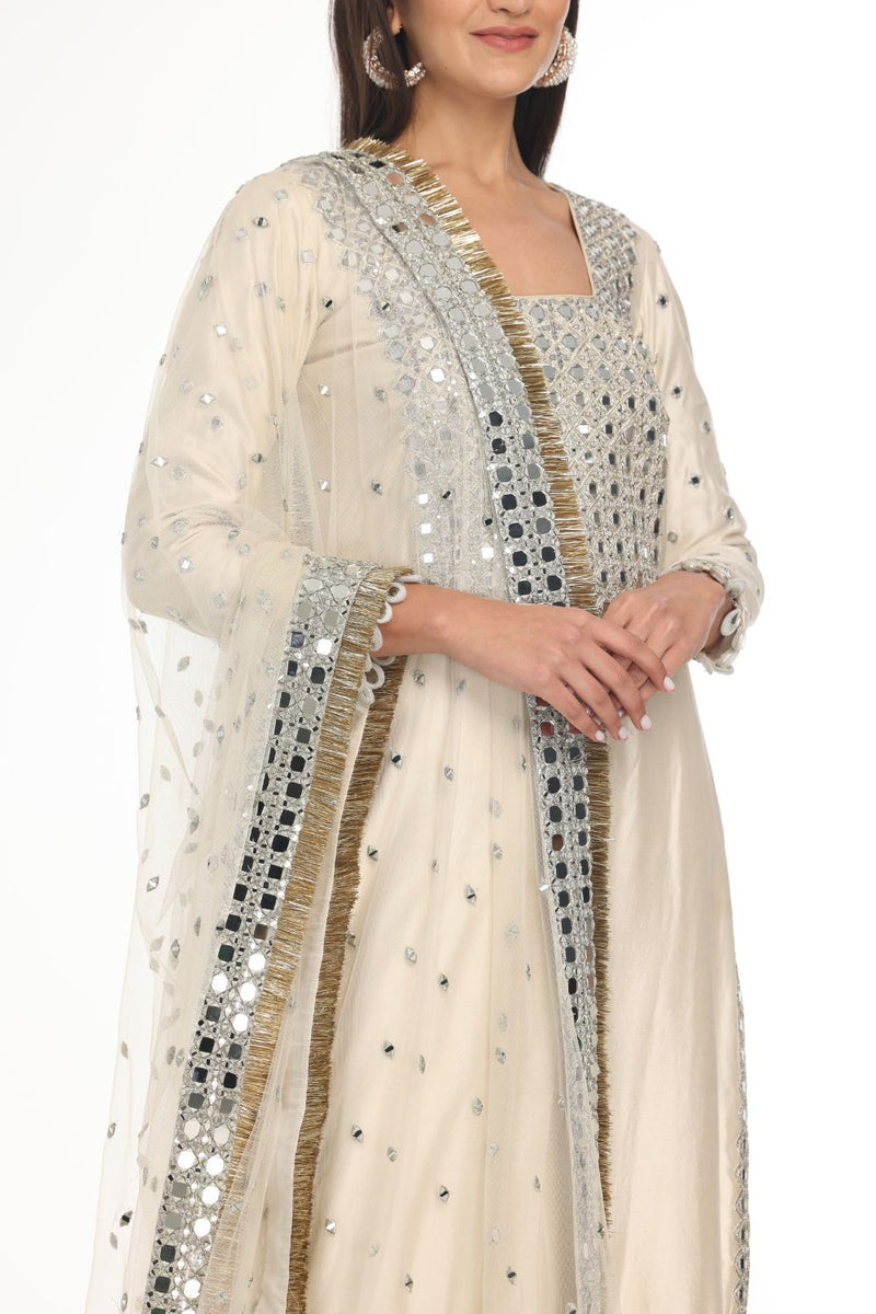 IVORY KURTA & PANT SET WITH ORGANZA DUPATTA