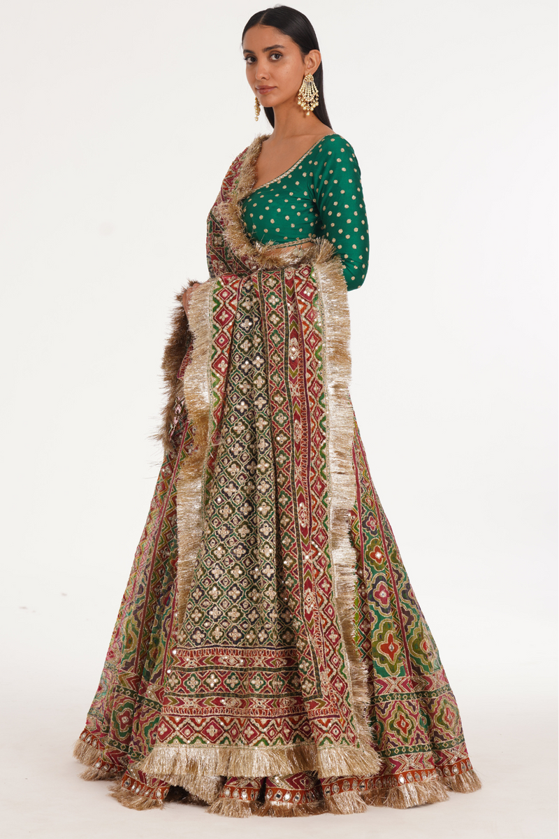 MAGNOLIA CHEVRON PATTERN LEHENGA SET